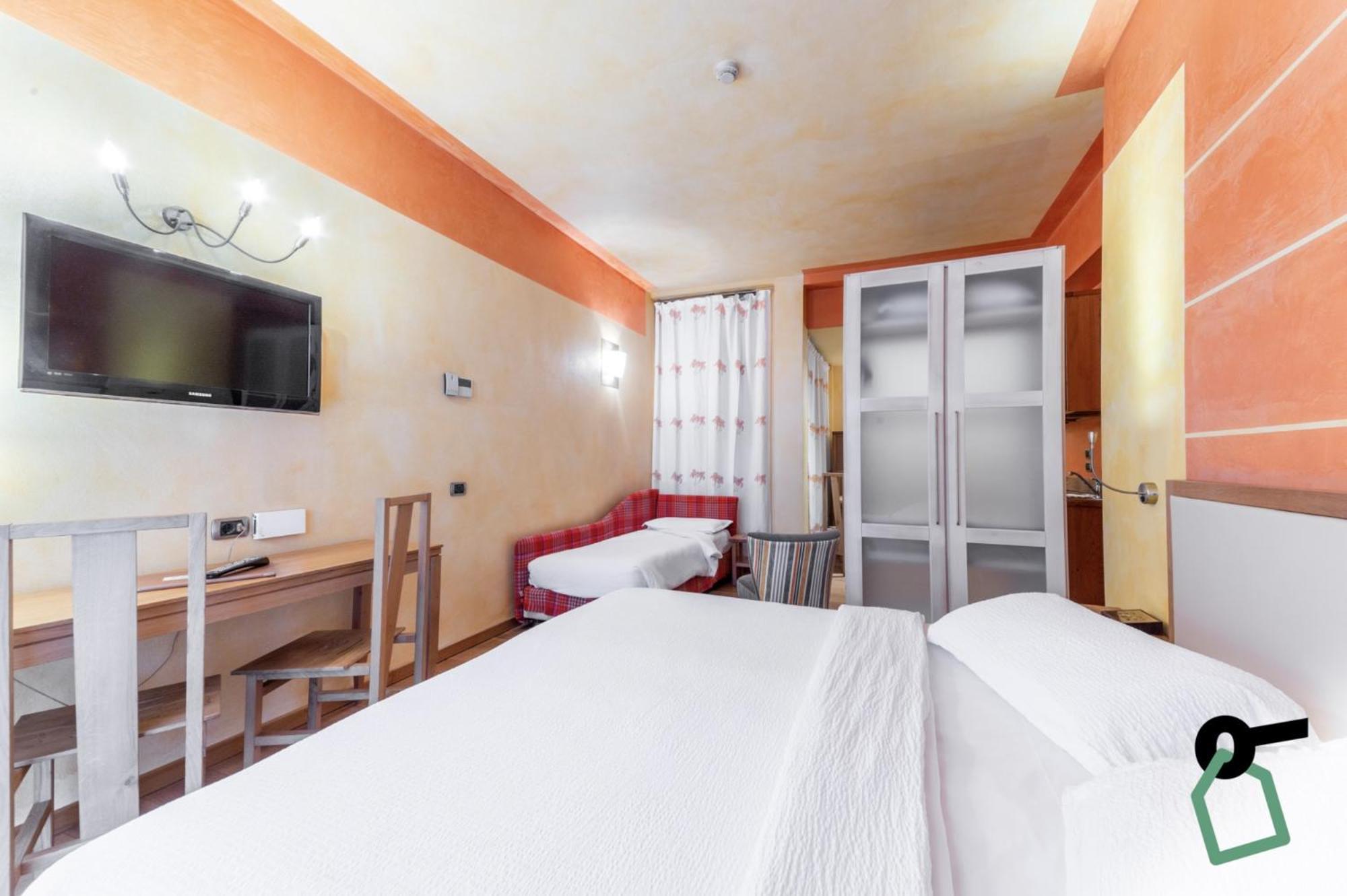 Hotiday Discovery - Residence Верона Екстер'єр фото