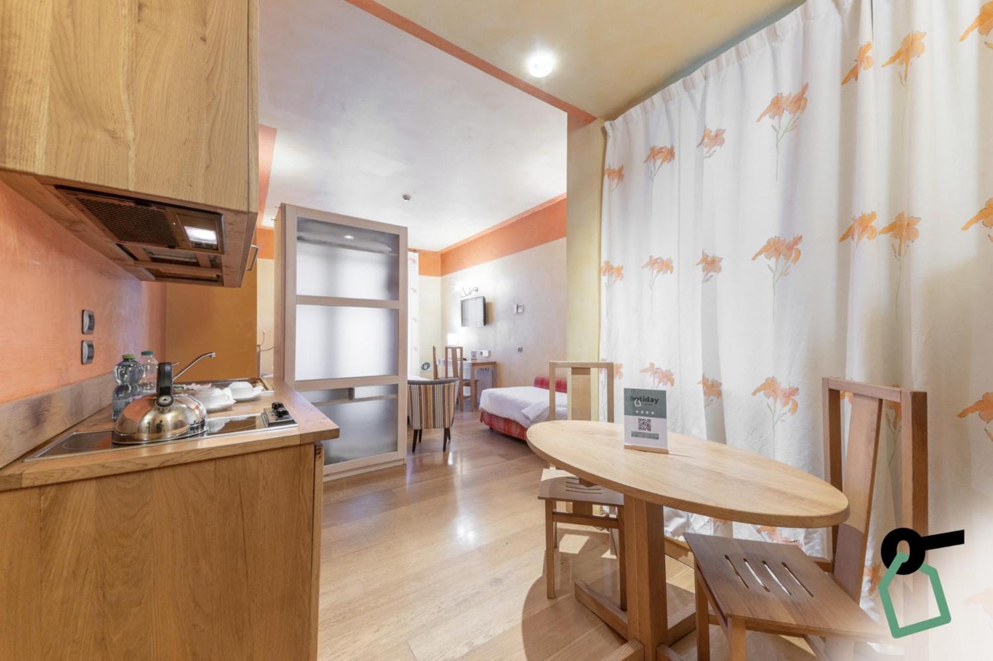 Hotiday Discovery - Residence Верона Екстер'єр фото