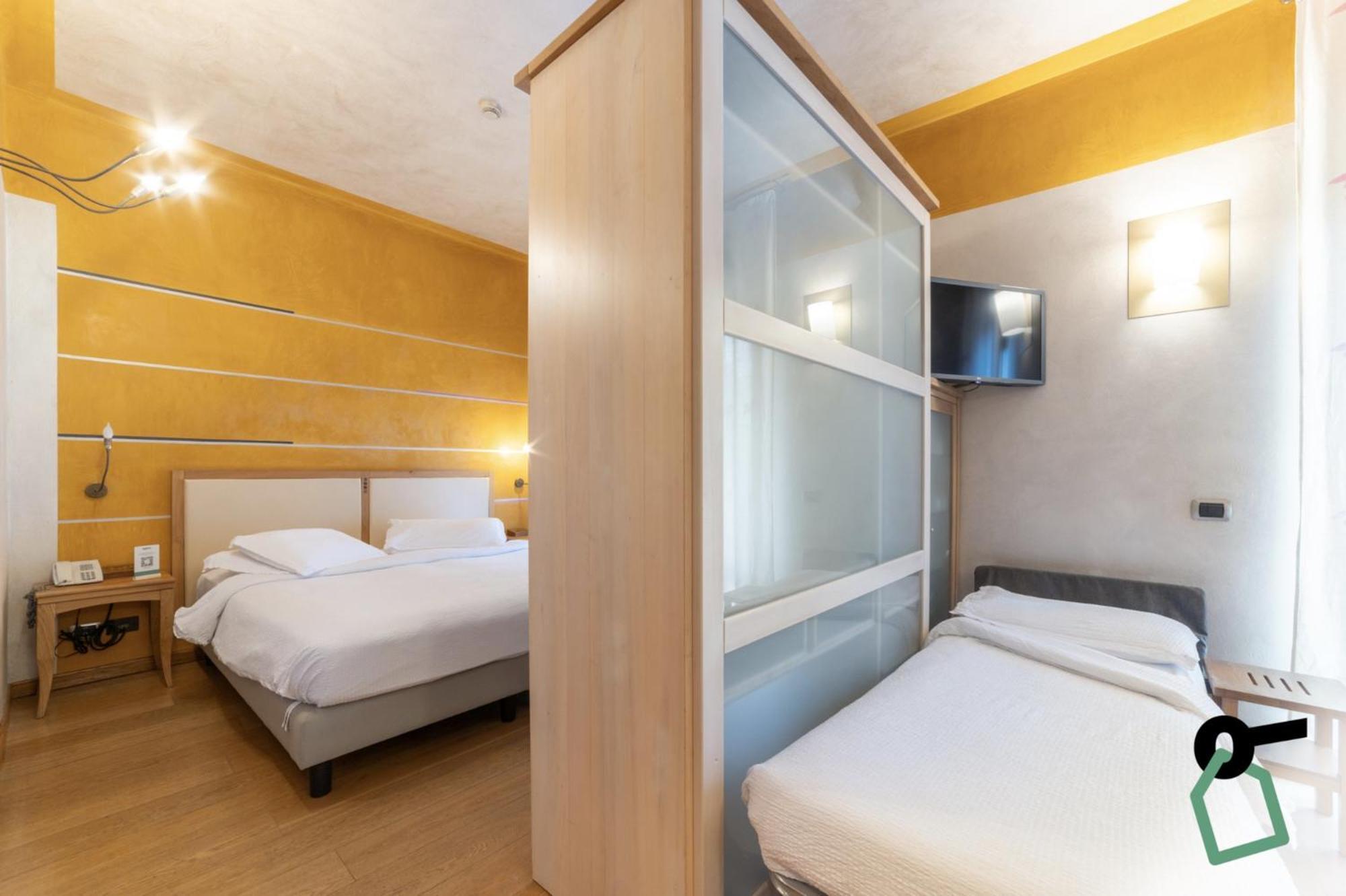 Hotiday Discovery - Residence Верона Екстер'єр фото