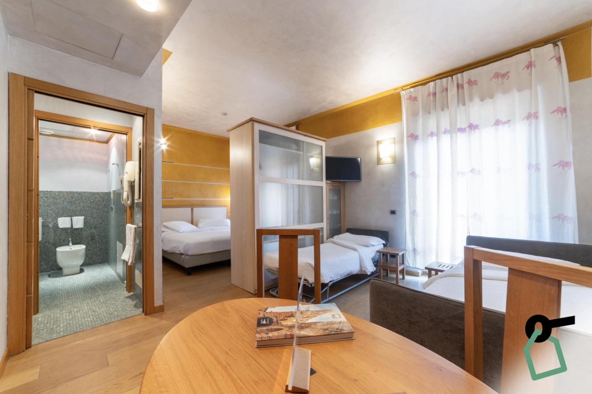 Hotiday Discovery - Residence Верона Екстер'єр фото